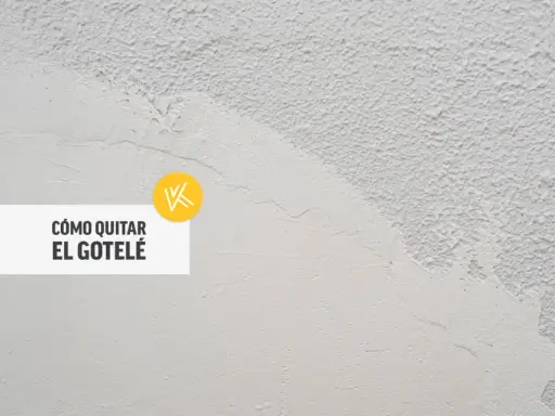 Text superpuesto sobre pared con gotele grueso, mostrando cómo quitarlo.