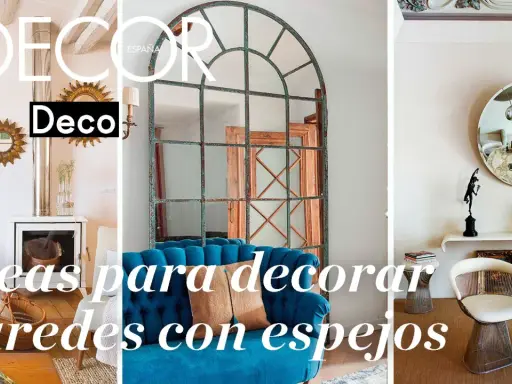 Ideas para decorar paredes con espejos: un espejo antiguo sobre chimenea, uno industrial sobre sofá azul y uno redondo sobre mesa de mármol.