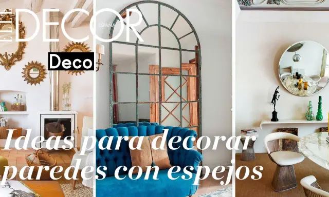 Ideas para decorar paredes con espejos: un espejo antiguo sobre chimenea, uno industrial sobre sofá azul y uno redondo sobre mesa de mármol.