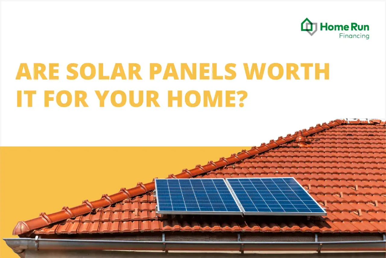 Paneles solares en un tejado, promoviendo el ahorro con paneles solares.